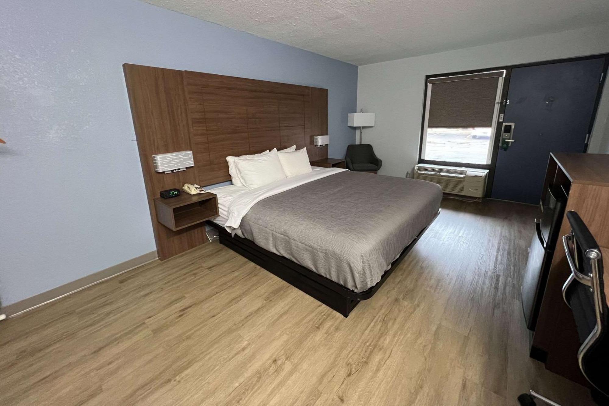 Quality Inn Madison - Huntsville Εξωτερικό φωτογραφία