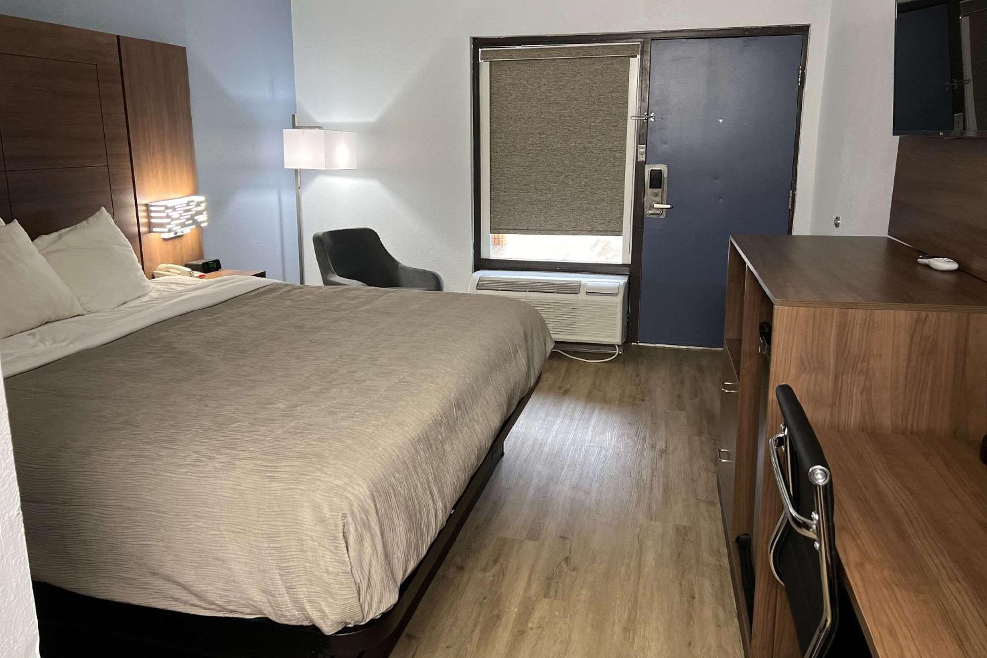 Quality Inn Madison - Huntsville Εξωτερικό φωτογραφία