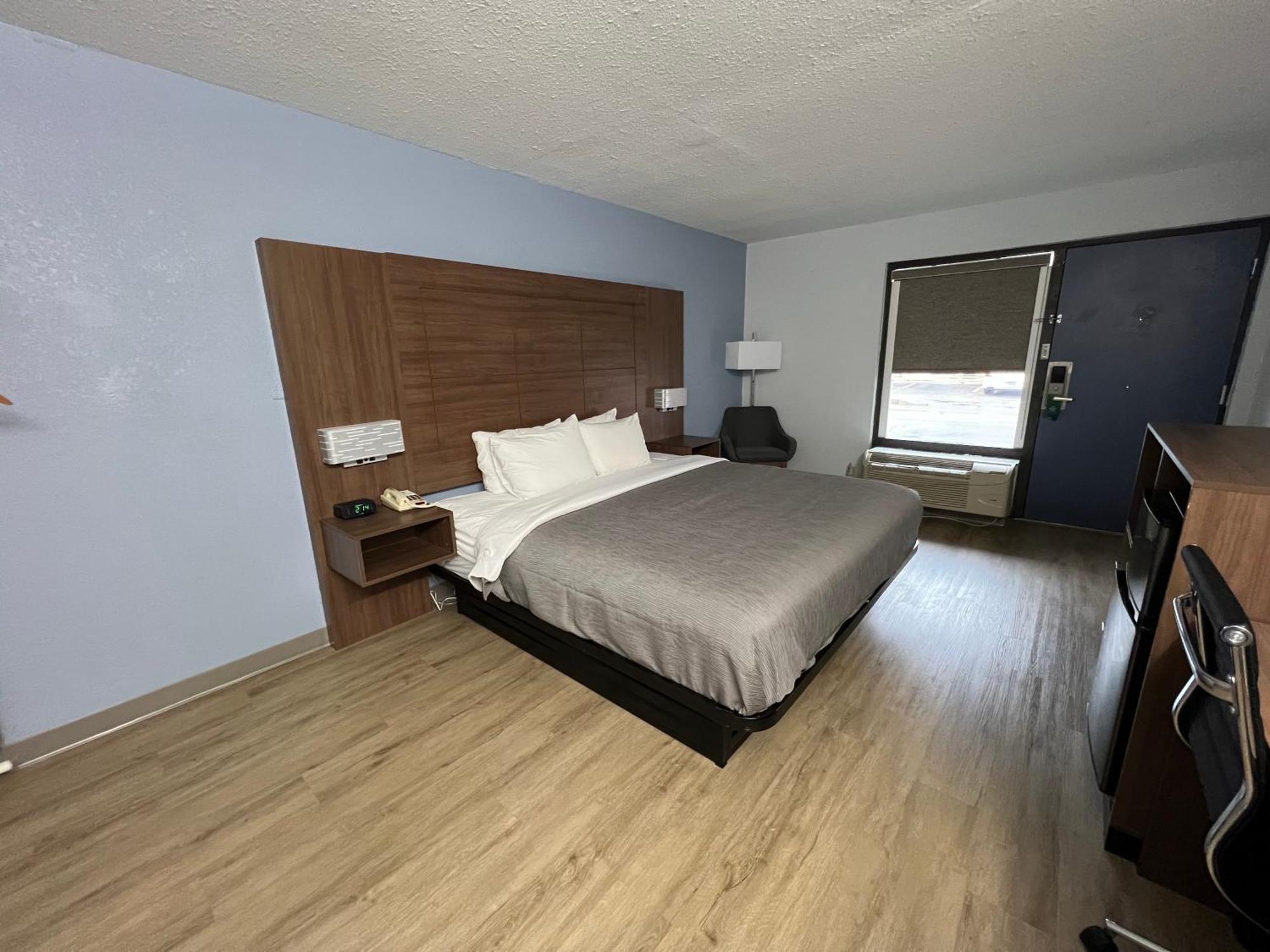 Quality Inn Madison - Huntsville Εξωτερικό φωτογραφία