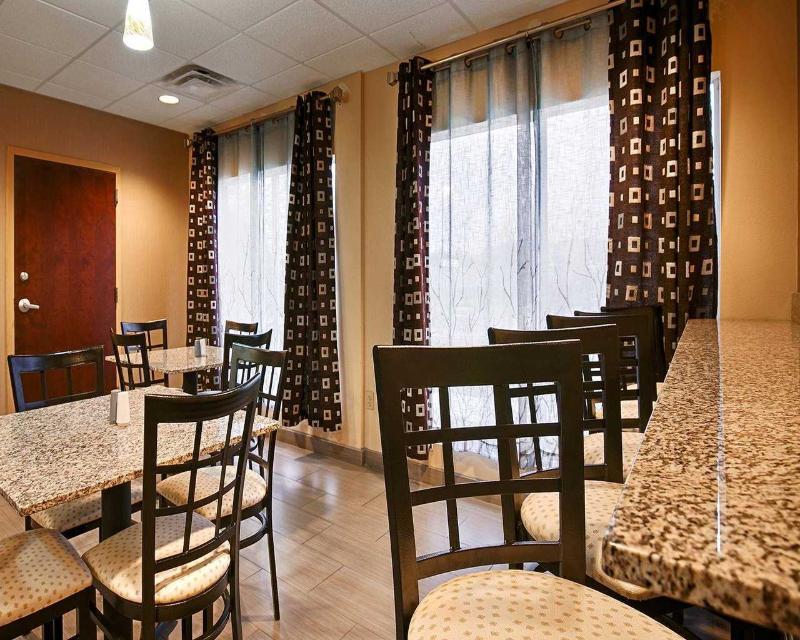 Quality Inn Madison - Huntsville Εξωτερικό φωτογραφία